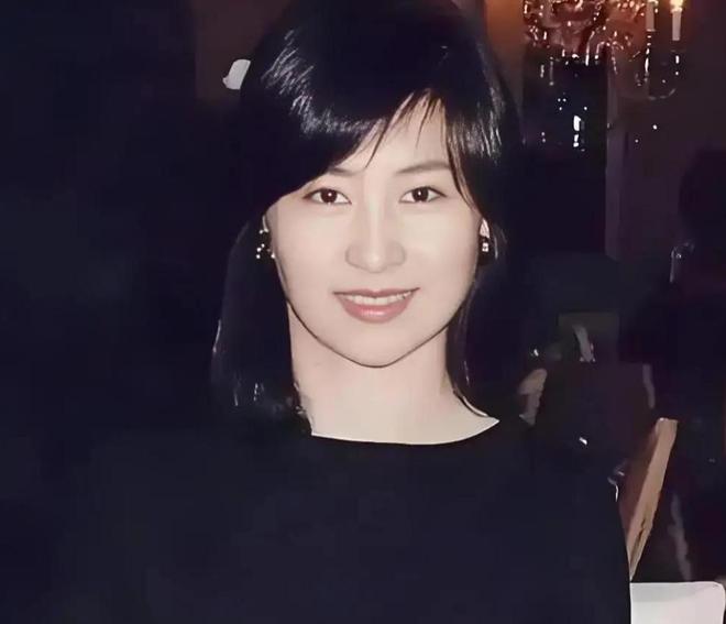 早逝主因不是何超琼原来我们都被骗了开元棋牌王晶终于坦白！陈百强英年(图4)